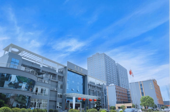 芙蓉高中复读.jpg 芙蓉高中复读.jpg